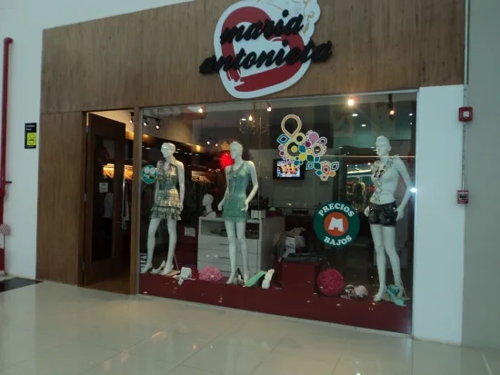 María Antonieta – Shopping MRA – Mariano Roque Alonso | VIPAR